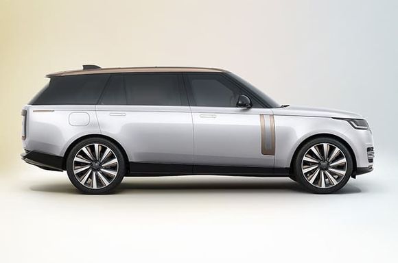 НОВЫЙ RANGE ROVER SV